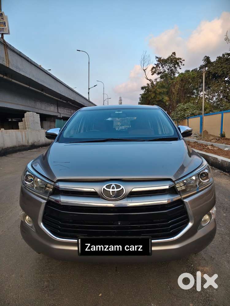 Toyota Innova Crysta 2.8z Automatic, 2017, Diesel