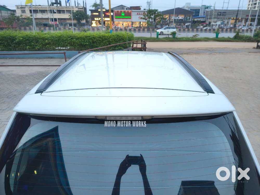 Maruti Suzuki Brezza 1.5 Zxi Smart Hybrid, 2020, Petrol