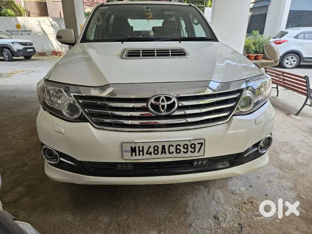 Toyota Fortuner 2015 Diesel 111000 Km Driven