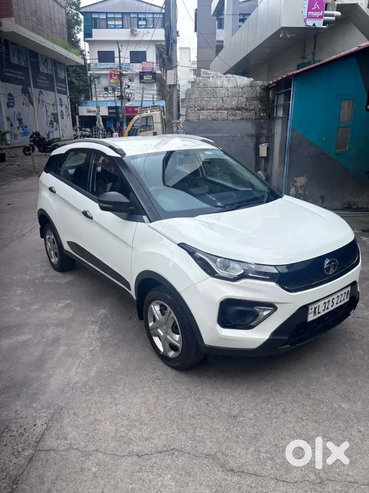 Tata Nexon Xm 2021 Petrol Manual  Single Owner  Well Maintained