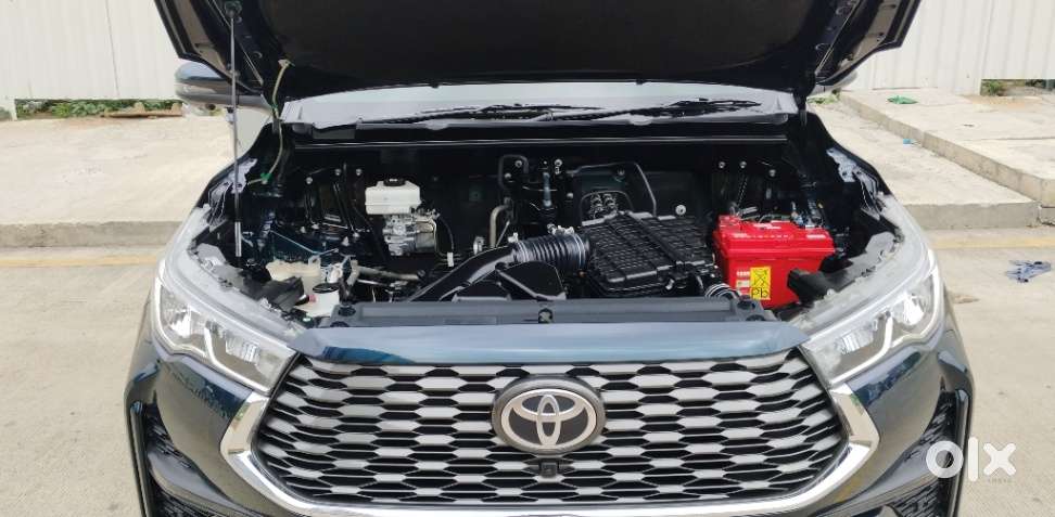 Toyota Innova Hycross 2.0 Zx Hybrid 7 Str, 2023, Petrol