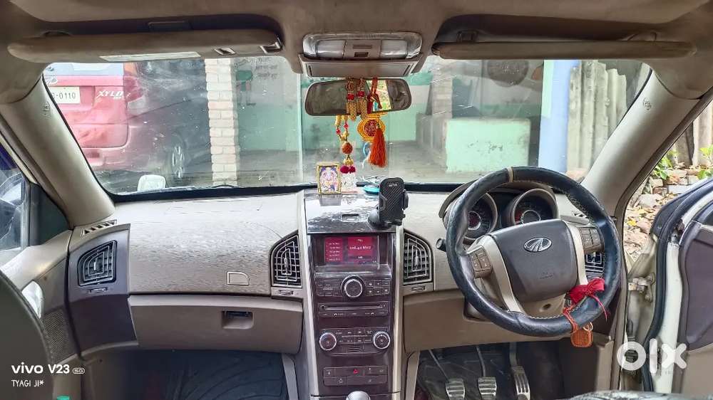 Mahindra Xuv500 2015 Diesel Well Maintained