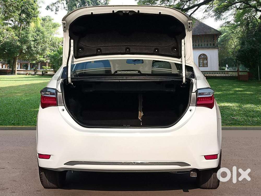 Toyota Corolla Altis