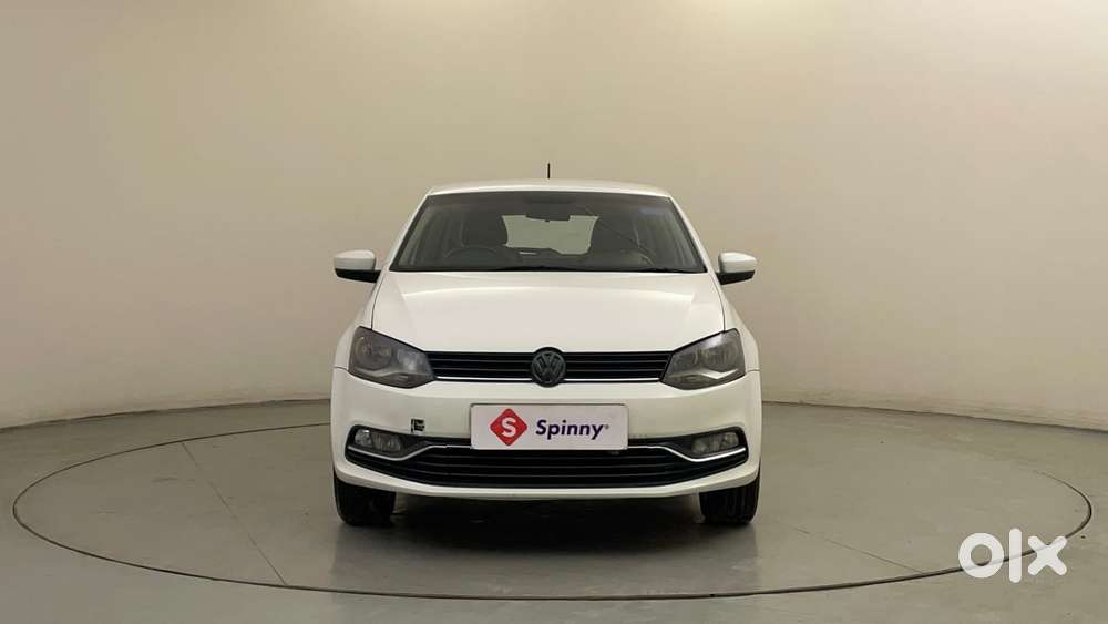 Volkswagen Polo Petrol Highline 1.2l, 2015, Petrol