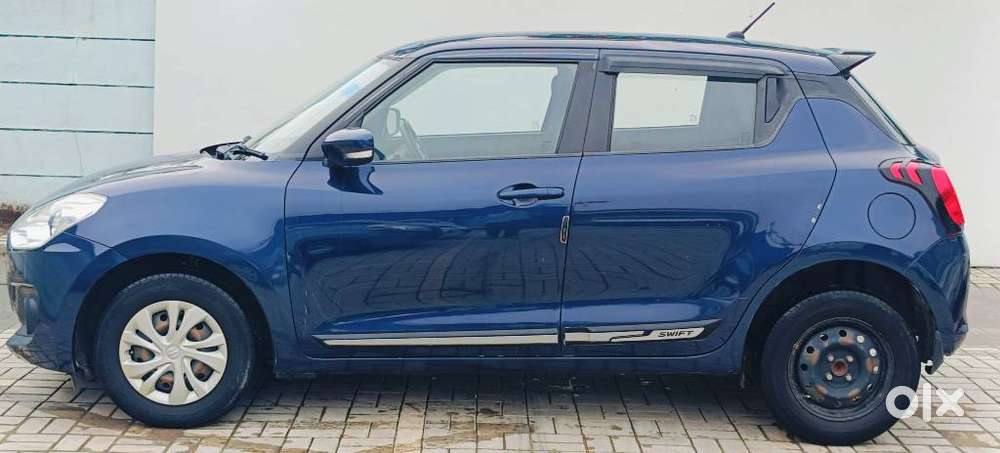 Maruti Suzuki Swift Vxi Optional, 2022, Petrol