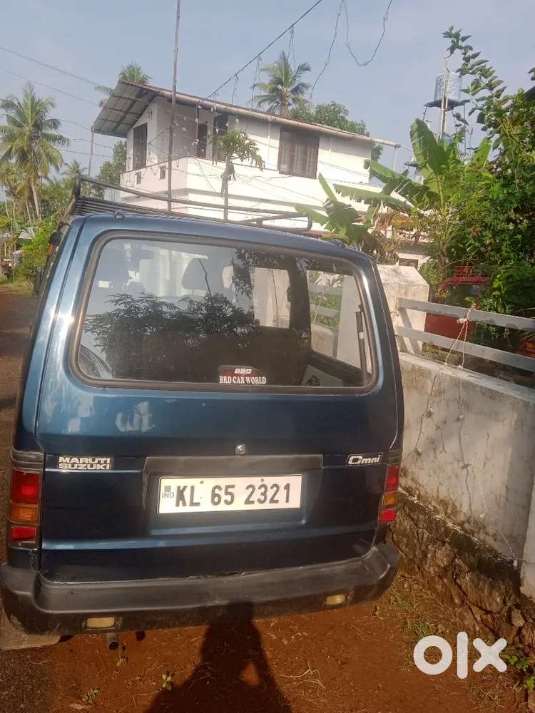 Maruti Suzuki Omni 2011