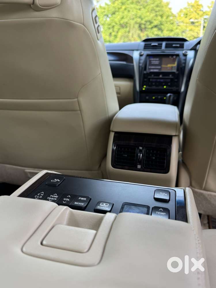 Toyota Camry Hybrid, 2017, Petrol