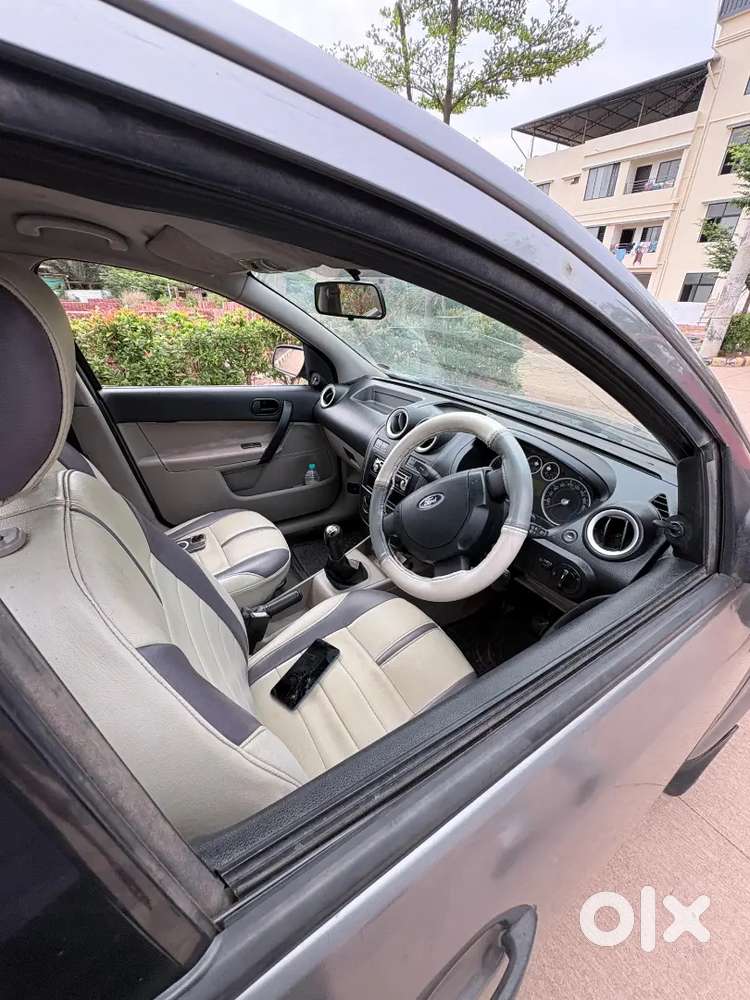 Ford Fiesta 2007 Petrol 80000 Km Driven
