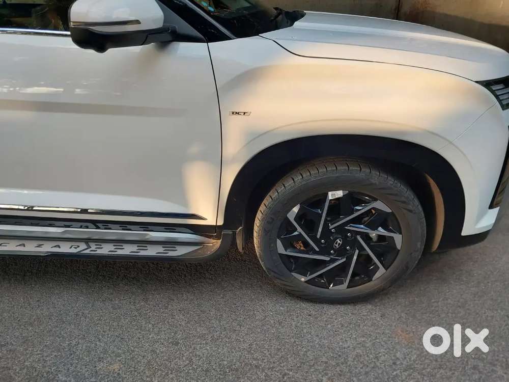 Hyundai Alcazar 2025 2026. Signature