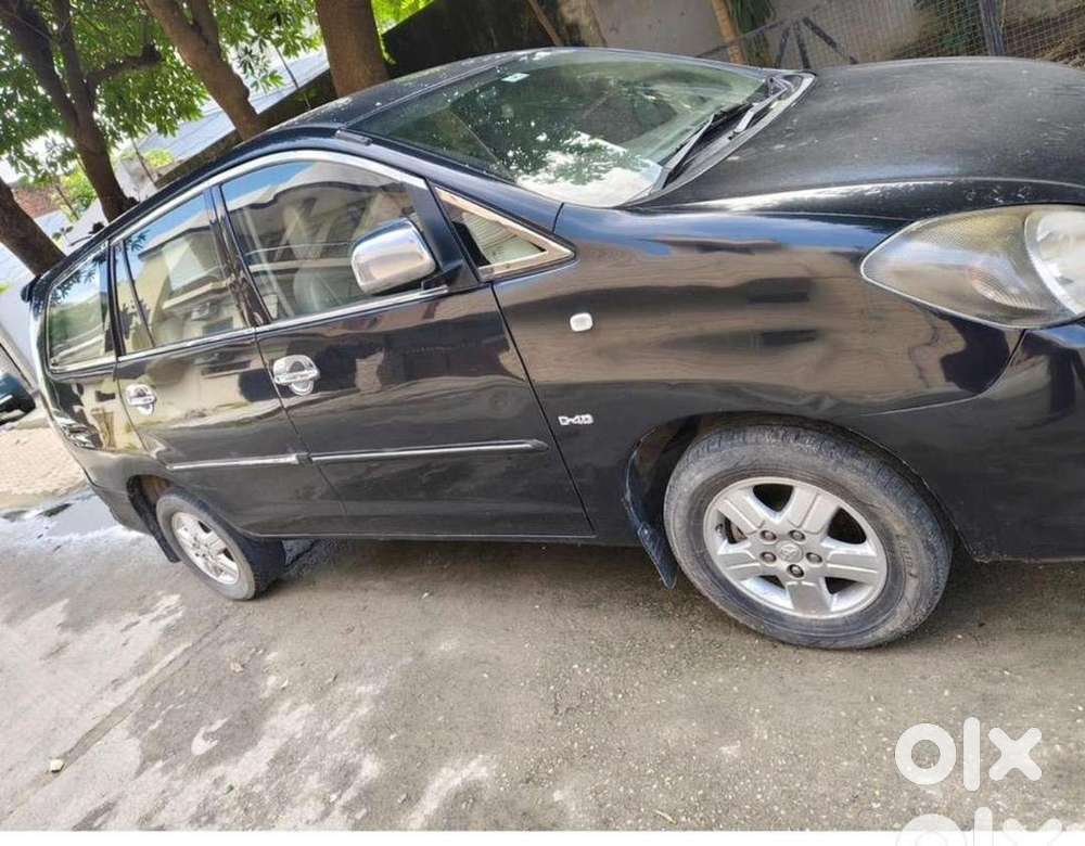 Toyota Innova 2006 Diesel Well Maintained