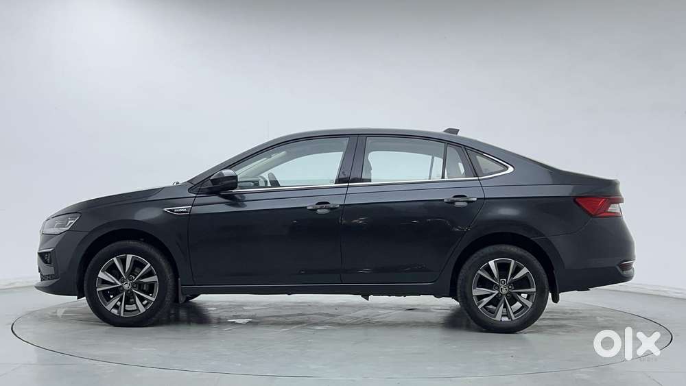Skoda Slavia Style 1.0l Tsi At, 2023, Petrol