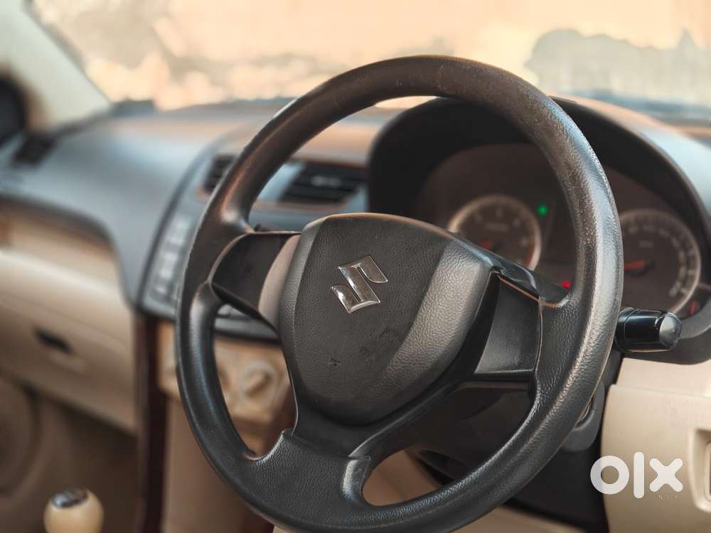 Maruti Suzuki Swift Dzire Vdi Bsiv, 2014, Diesel