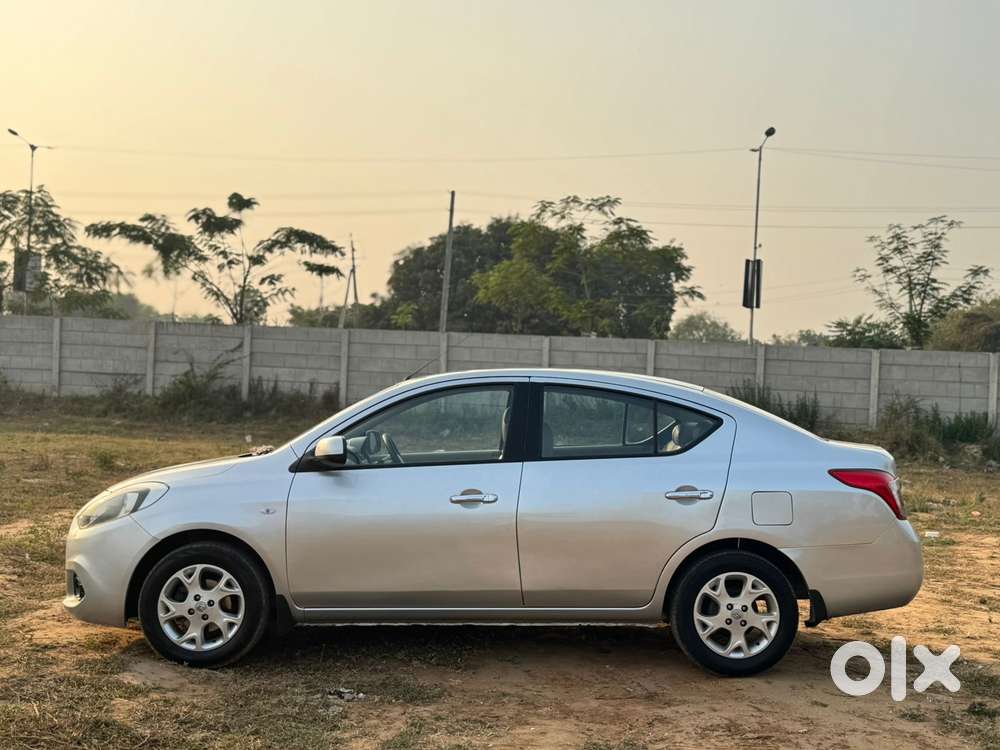Renault Scala Rxl Mt, 2013, Diesel