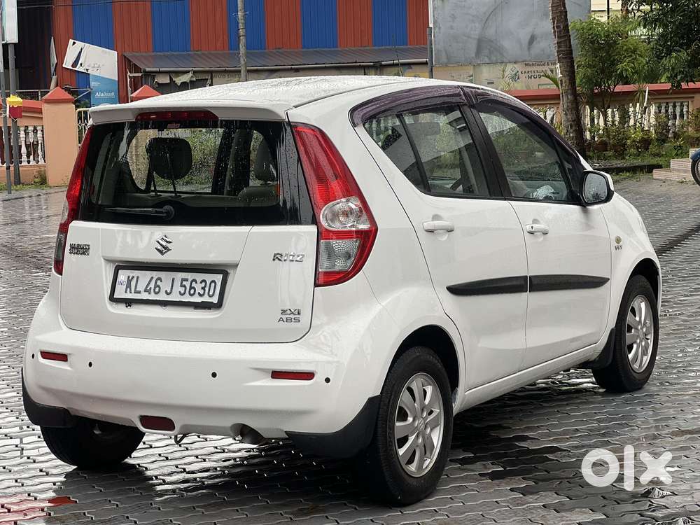 Maruti Suzuki Ritz Zxi Abs, 2013, Petrol