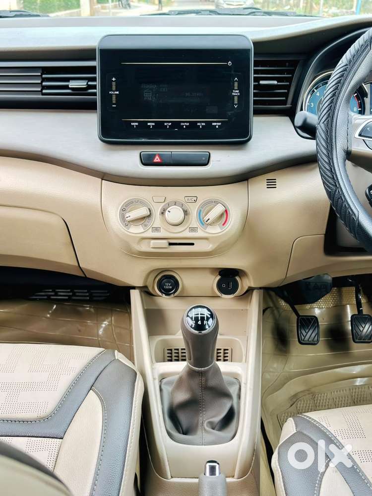 Maruti Suzuki Ertiga 1.5 Vxi Shvs, 2025, Petrol