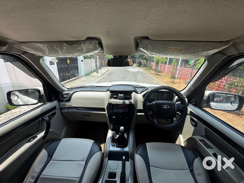 Mahindra Scorpio S6, 2015, Diesel