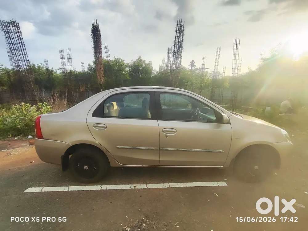 Toyota Etios 1.5 G 2011