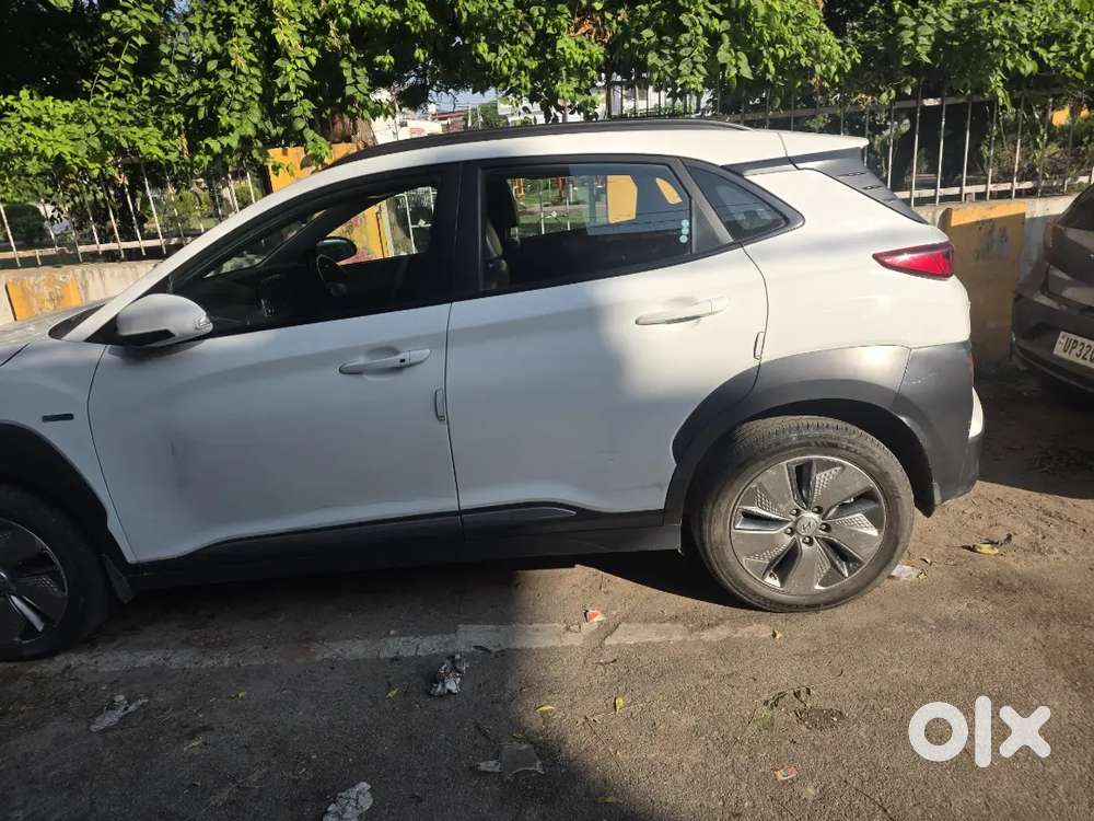 Hyundai Kona Electric 2023 Premium