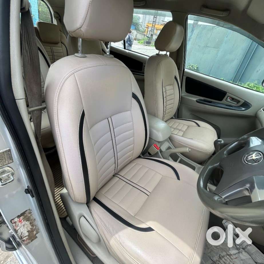 Toyota Innova 2.5 G (diesel) 7 Seater Bs Iv, 2014, Diesel