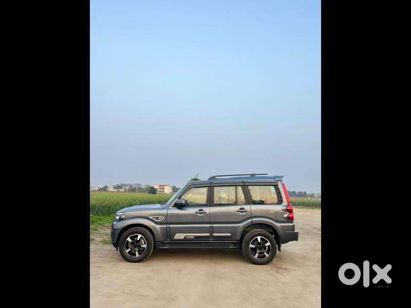 Mahindra Scorpio Classic 2.2 S 11 Mt 7 Str, 2024, Diesel