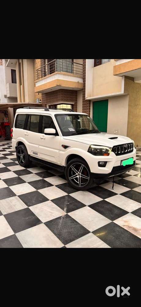Mahindra Scorpio Classic 2017 Diesel Well Maintained