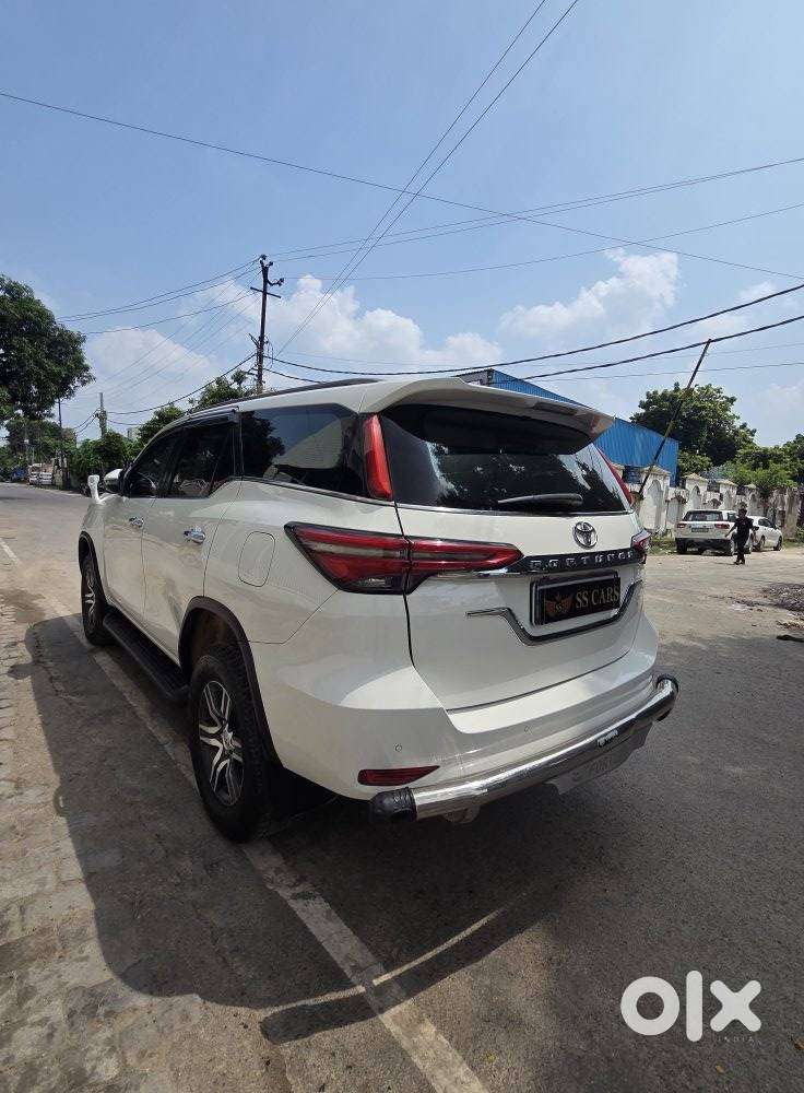 Toyota Fortuner 4x2 At 2.8 Diesel, 2021, Diesel