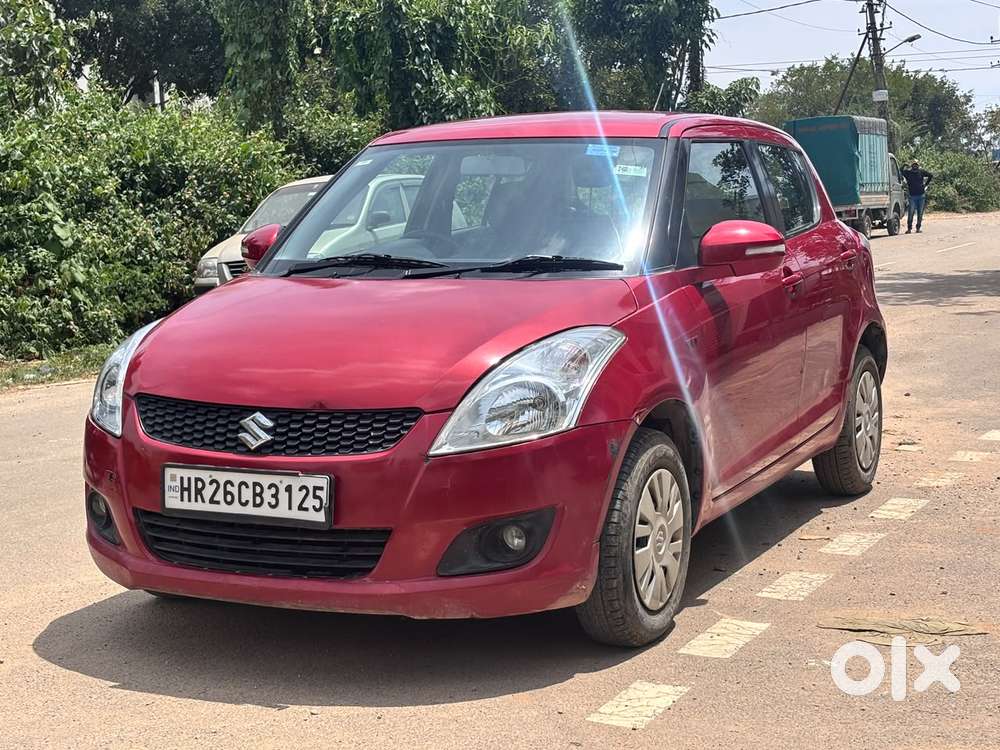 Maruti Suzuki Swift Vxi + Manual, 2013, Petrol
