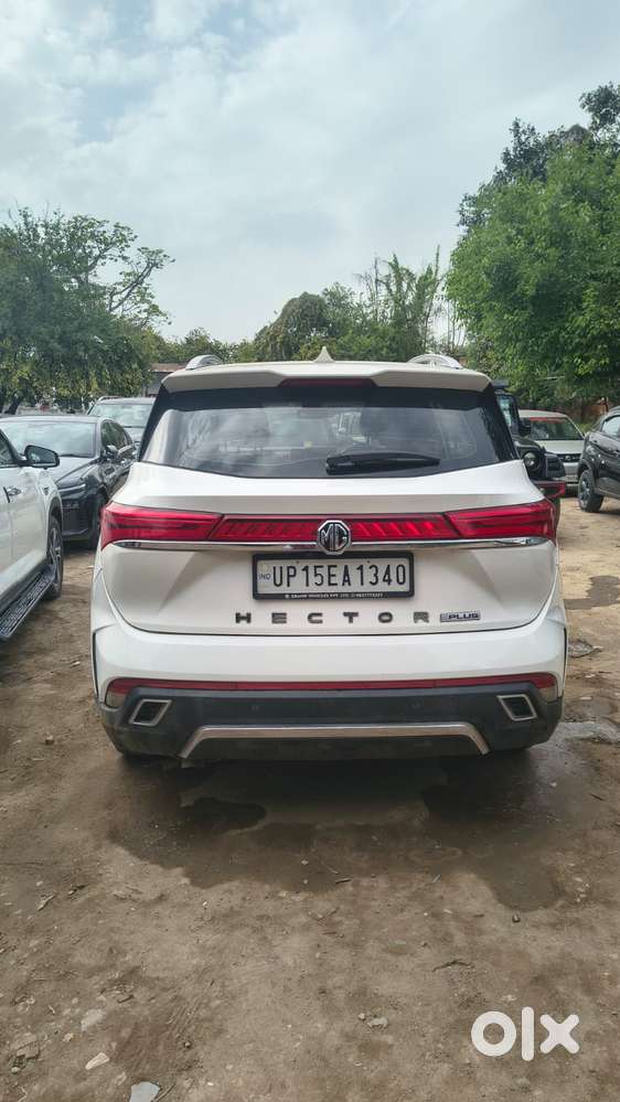 Mg Hector Plus Sharp Pro Blackstorm 1.5 Turbo Petrol Cvt 7 Str, 2023..