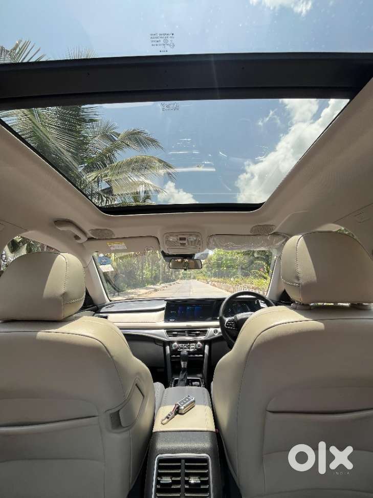 Mahindra Xuv700 2.2 Ax 7 Diesel At Str, 2023, Diesel