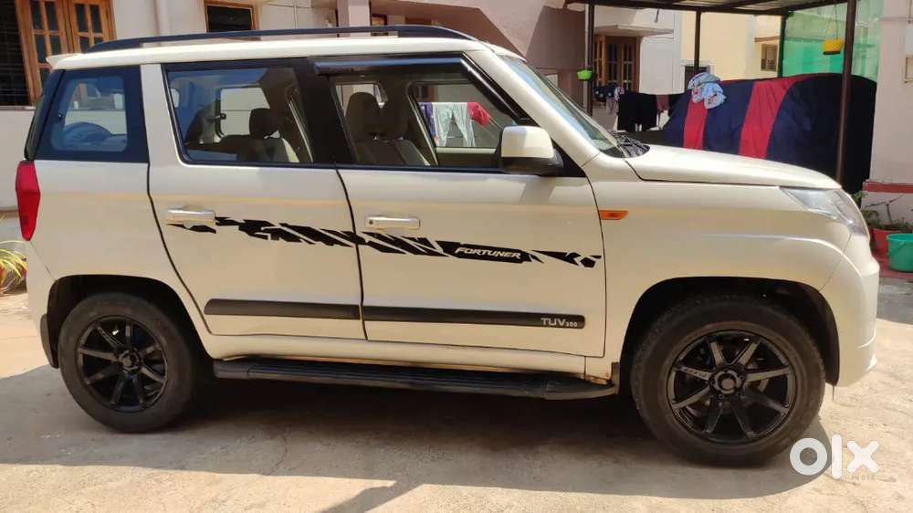 Mahindra Tuv 300 2016 Diesel 93000 Km Driven