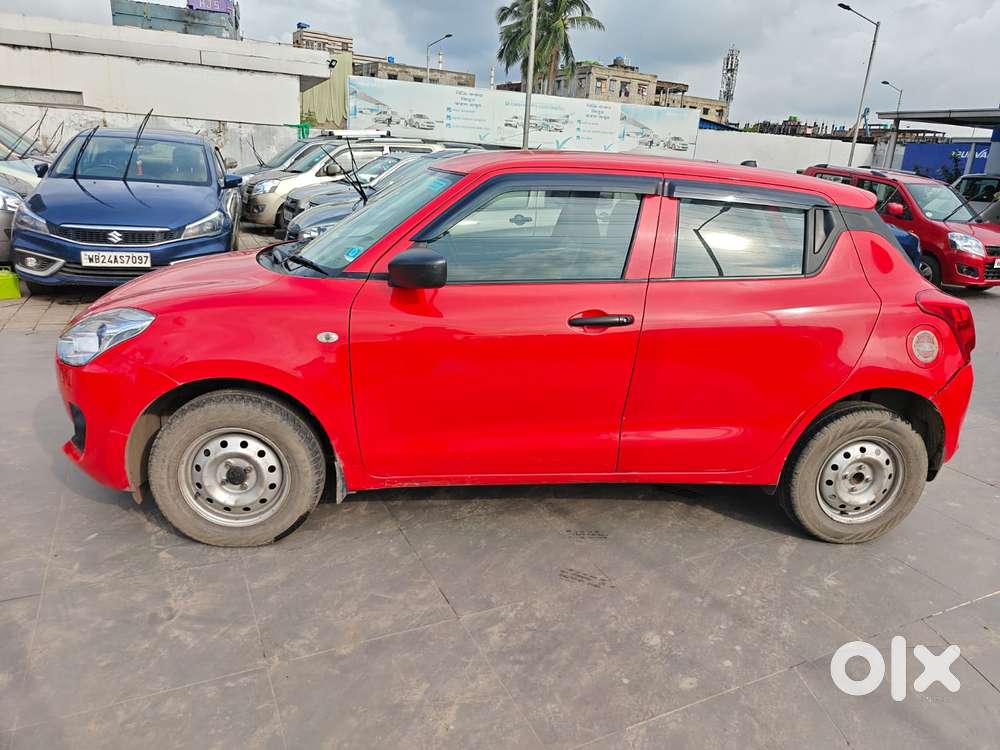 Maruti Suzuki Swift Vvt Lxi, 2021, Petrol