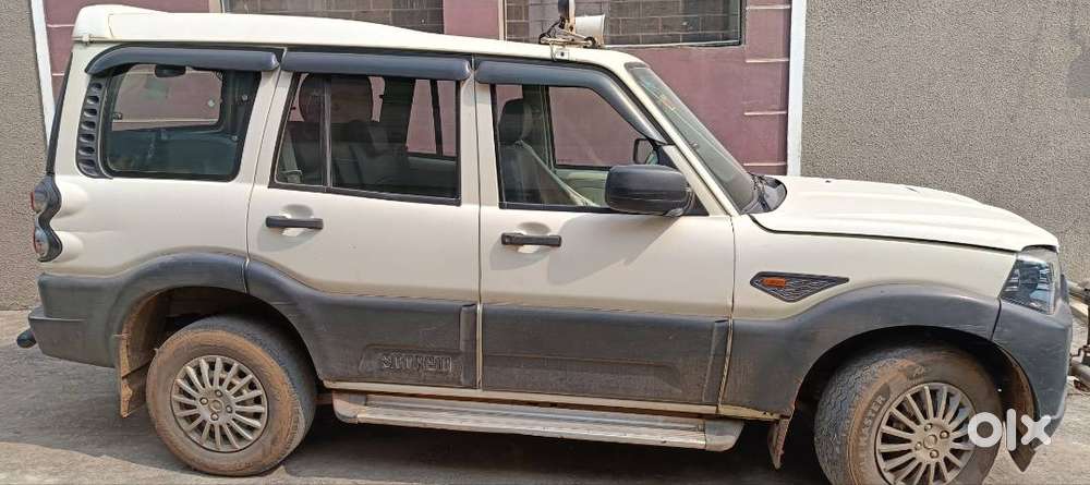 Mahindra Scorpio Classic 2016 Diesel Classic