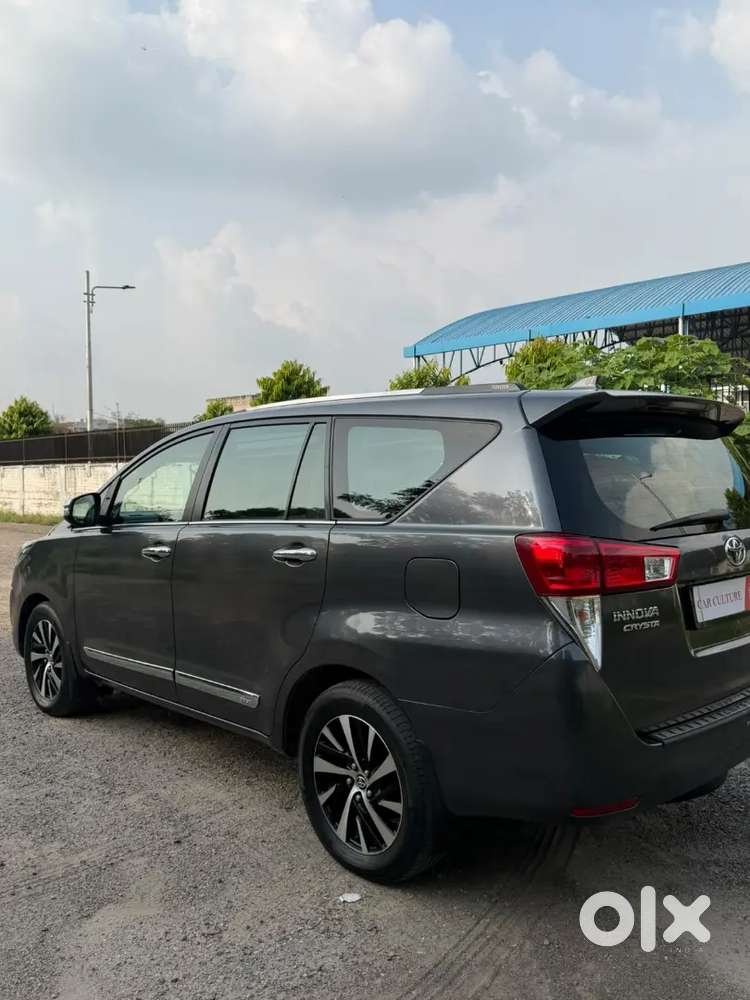 Toyota Innova Crysta 2022 2.4z Automatic