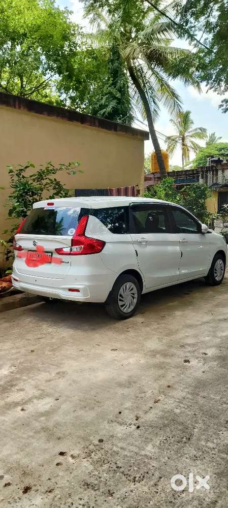 Maruti Suzuki Ertiga Vxi 2025