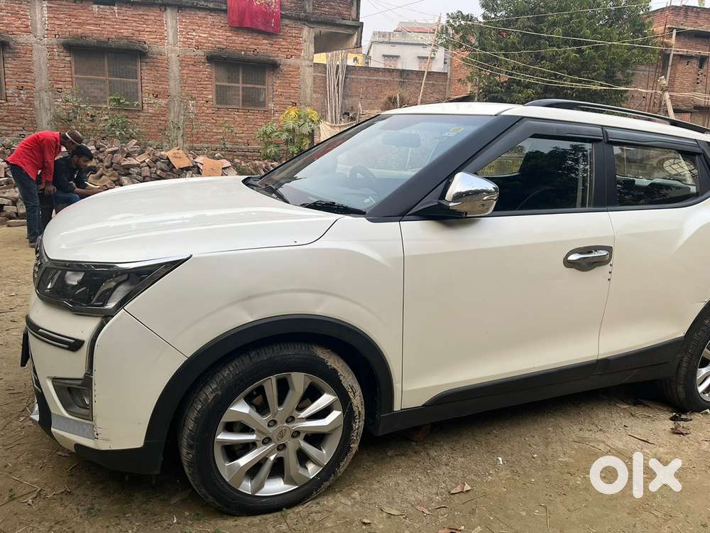 Mahindra Xuv300 2019 Petrol Well Maintained
