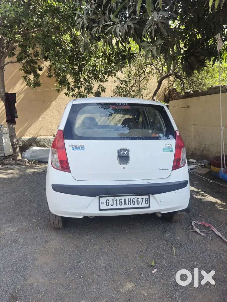 Hyundai I10 2010 Cng & Petrol 180000 Km Driven