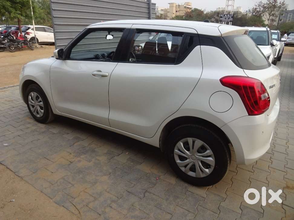 Maruti Suzuki Swift 2018 Amt Vxi, 2021, Petrol