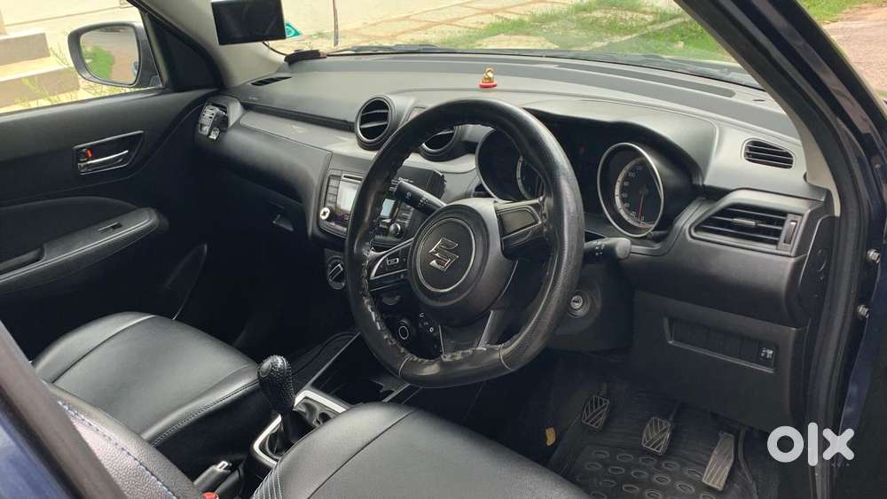 Maruti Suzuki Swift Vxi + Manual, 2018, Petrol
