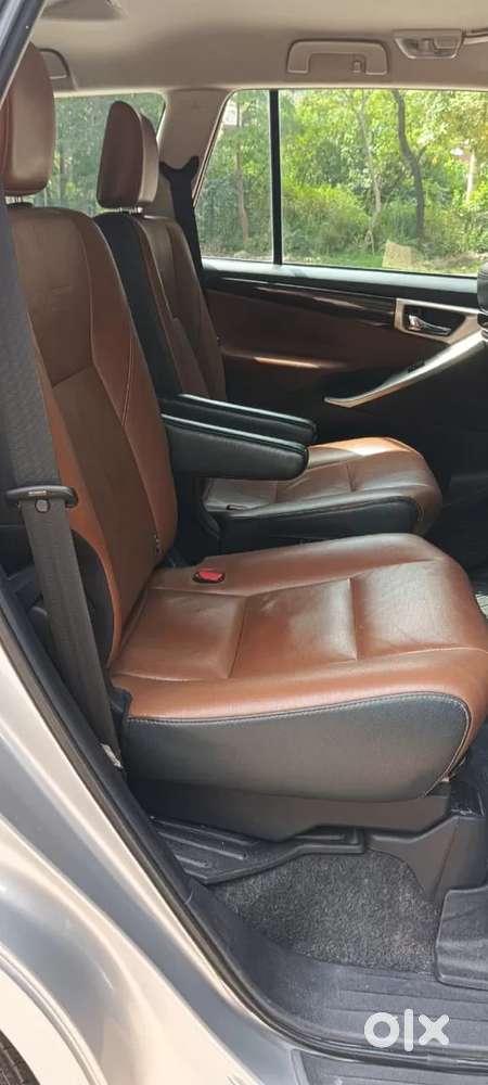 Toyota Innova Crysta [2020-ongoing] 2.4 Zx 7 Str, 2022, Diesel
