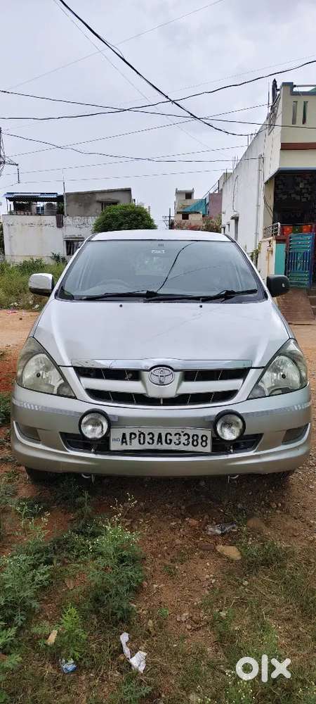 Toyota Innova 2.5 V 8 2008