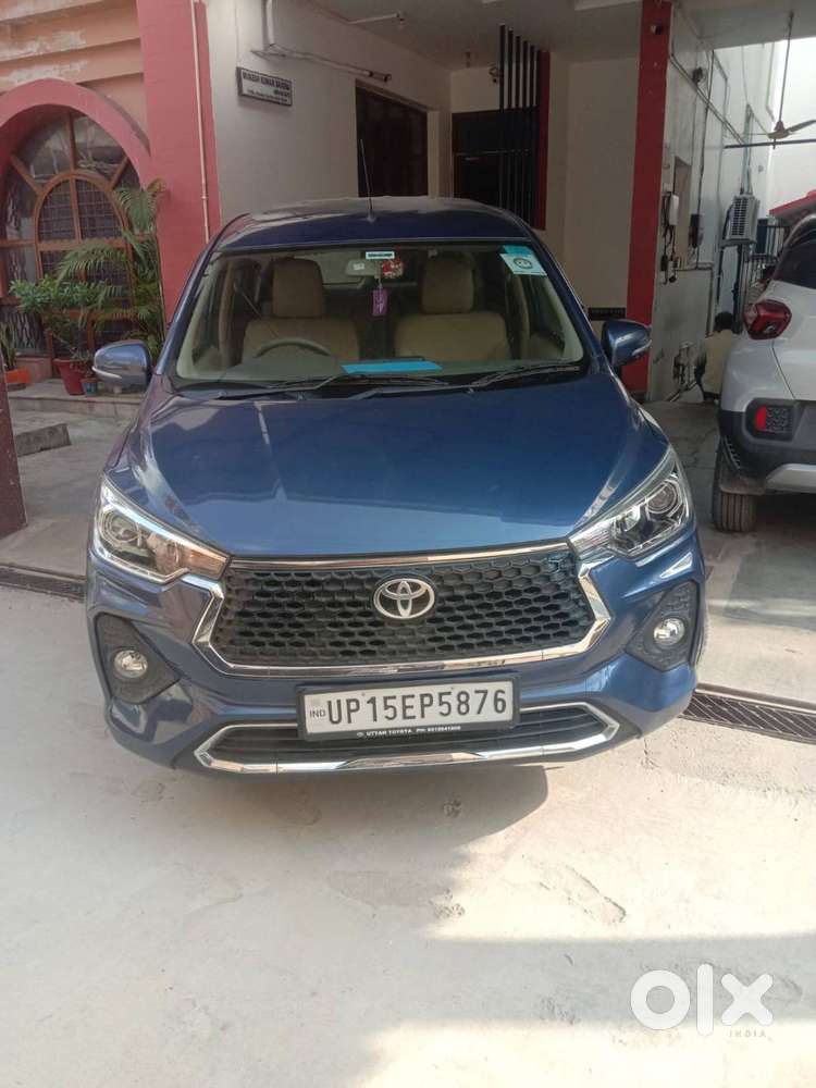 Toyota Rumion 2024 Dual Tone