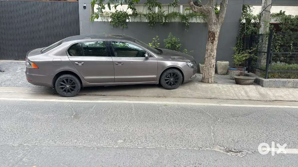 Skoda Superb 2014 1.8 Tsi Automatic Petrol