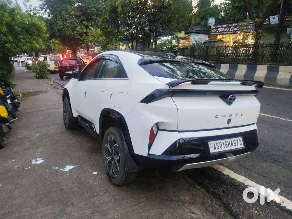 Tata Curvv Creative 1.2 Revotron Petrol 6mt, 2025, Petrol
