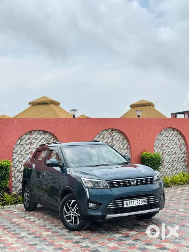 Mahindra Xuv300 W8 Option Diesel, 2023, Diesel
