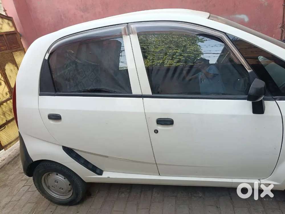 Tata Nano Xe 2013