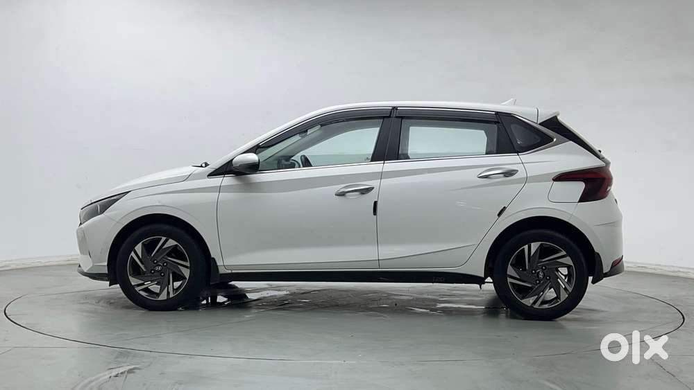 Hyundai I20 Asta (o) 1.2 Ivt, 2023, Petrol