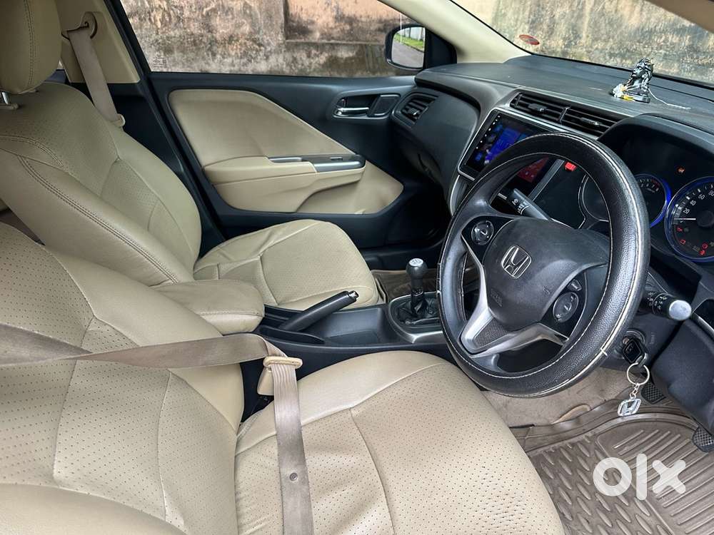 Brand New Condition Honda City Petrol Vmt With All Papers Updated !