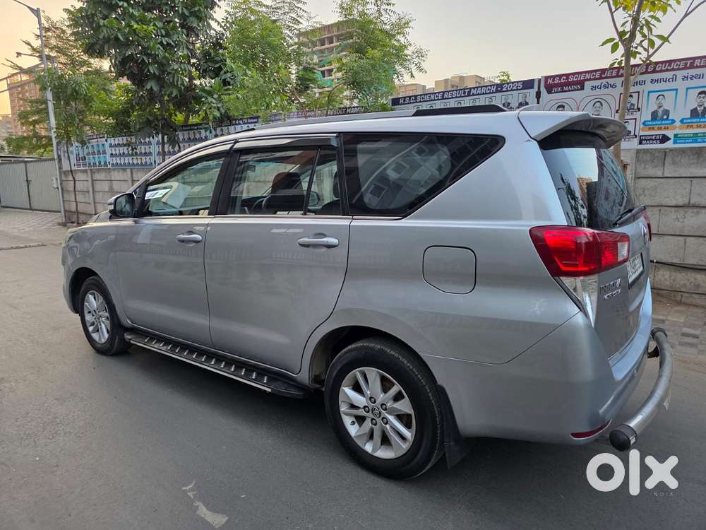Toyota Innova Crysta 2.4 G Mt, 2016, Diesel