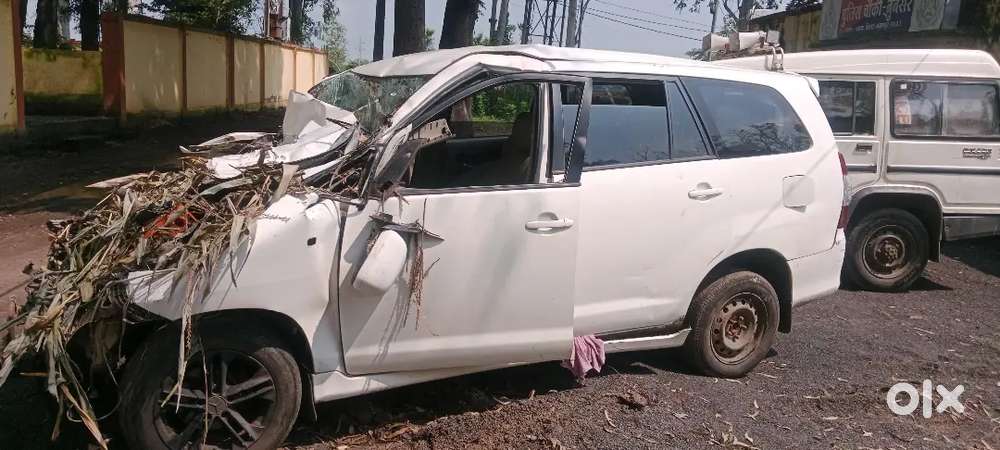 Toyota Innova Diesel 2012