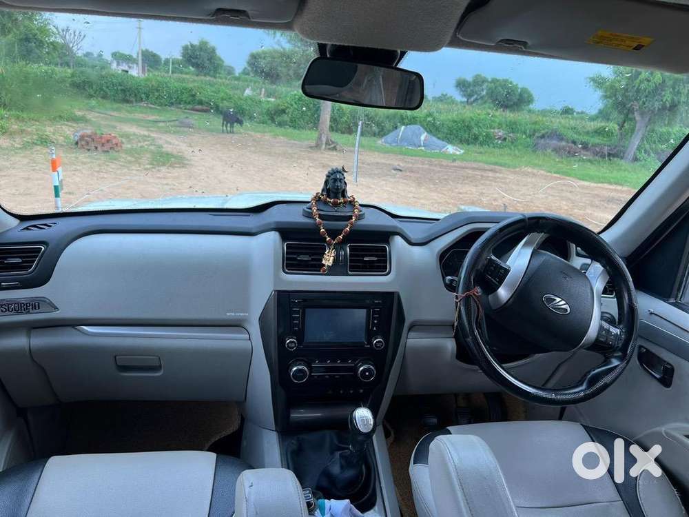 Mahindra Scorpio 2017 Diesel 85000 Km Driven